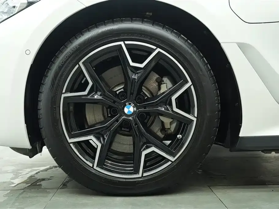 BMW i3 — фото 9