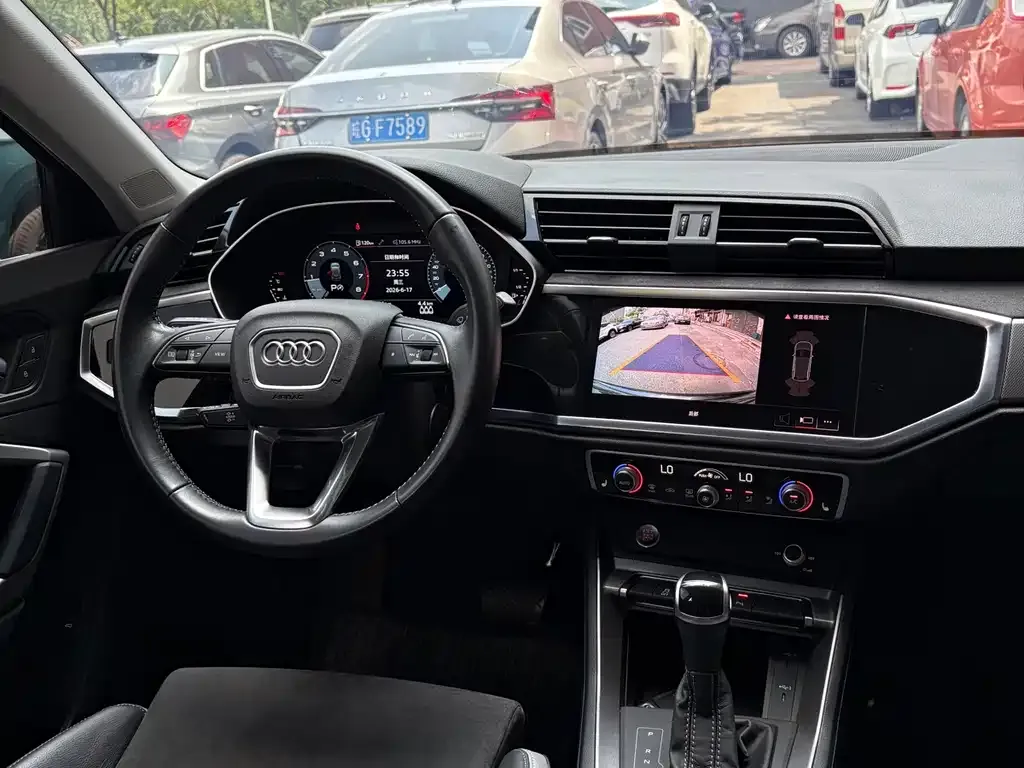 Audi Q3 — фото 2