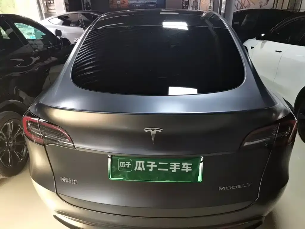 Tesla Model Y — фото 3