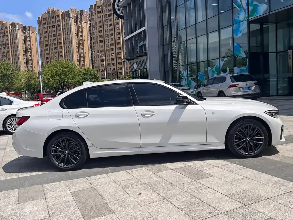 BMW 3 Series — фото 10