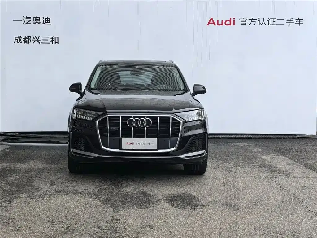 Audi Q7 — фото 9