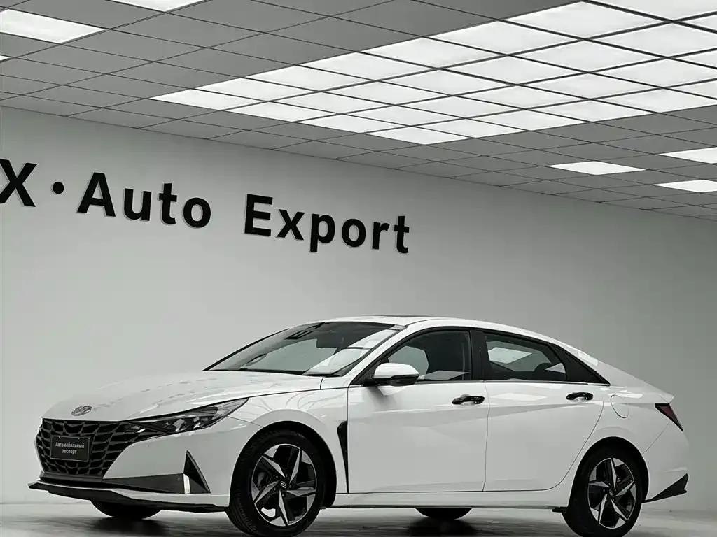Hyundai Elantra — фото 9