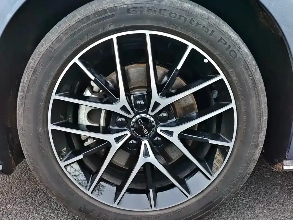 BYD Seal 07 DM-i — фото 3