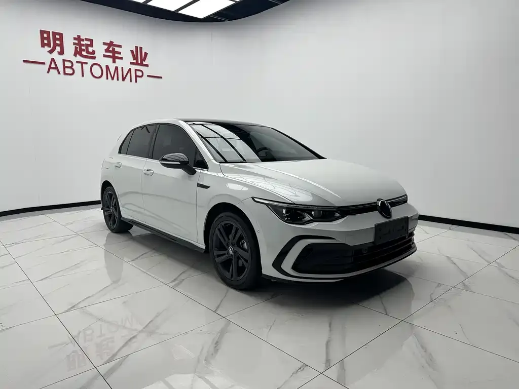 Volkswagen Golf 2022 из CN, фото 2