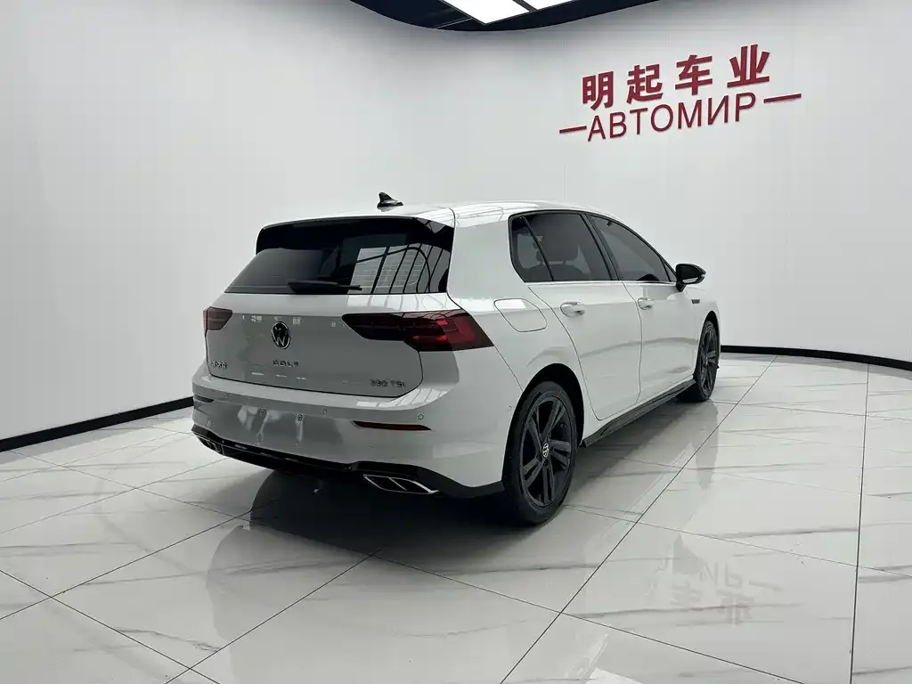 Volkswagen Golf 2022 из CN, фото 3