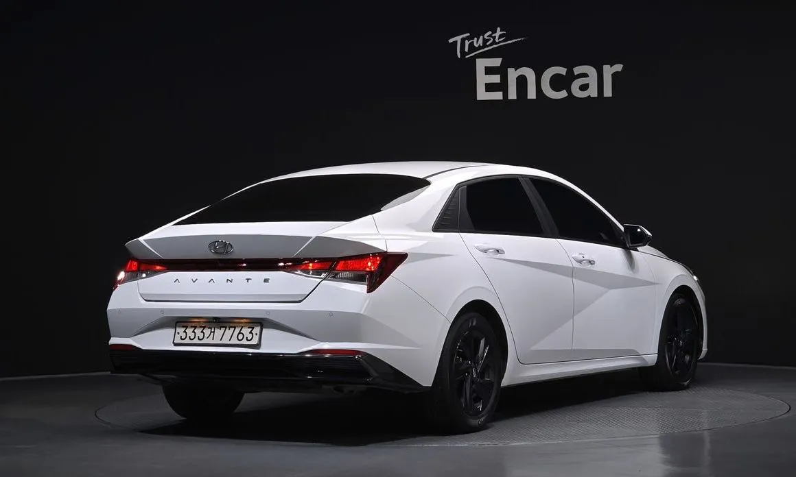 Hyundai AVANTE — фото 2