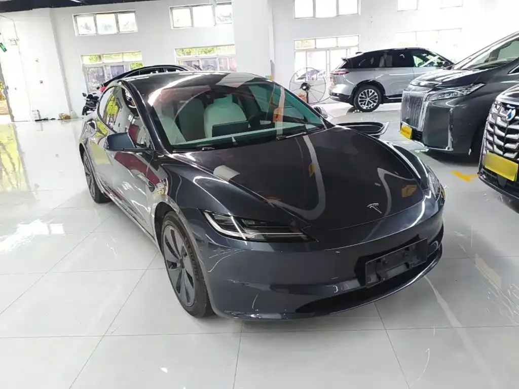 Tesla Model 3 — фото 6