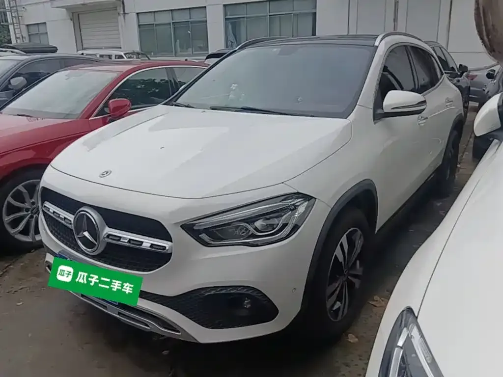 Mercedes-Benz GLA — фото 8