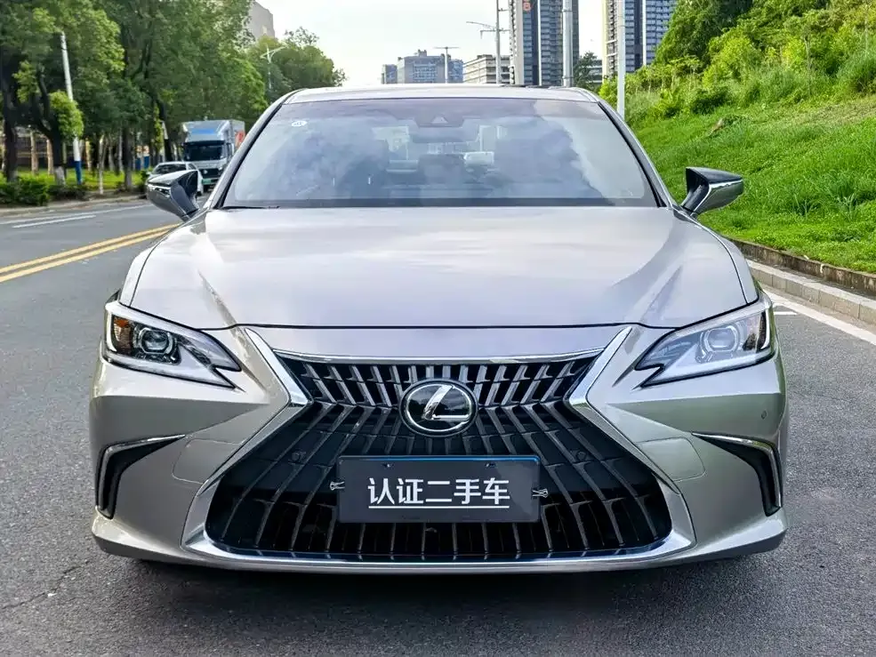 Lexus ES 2024 из CN, фото 2