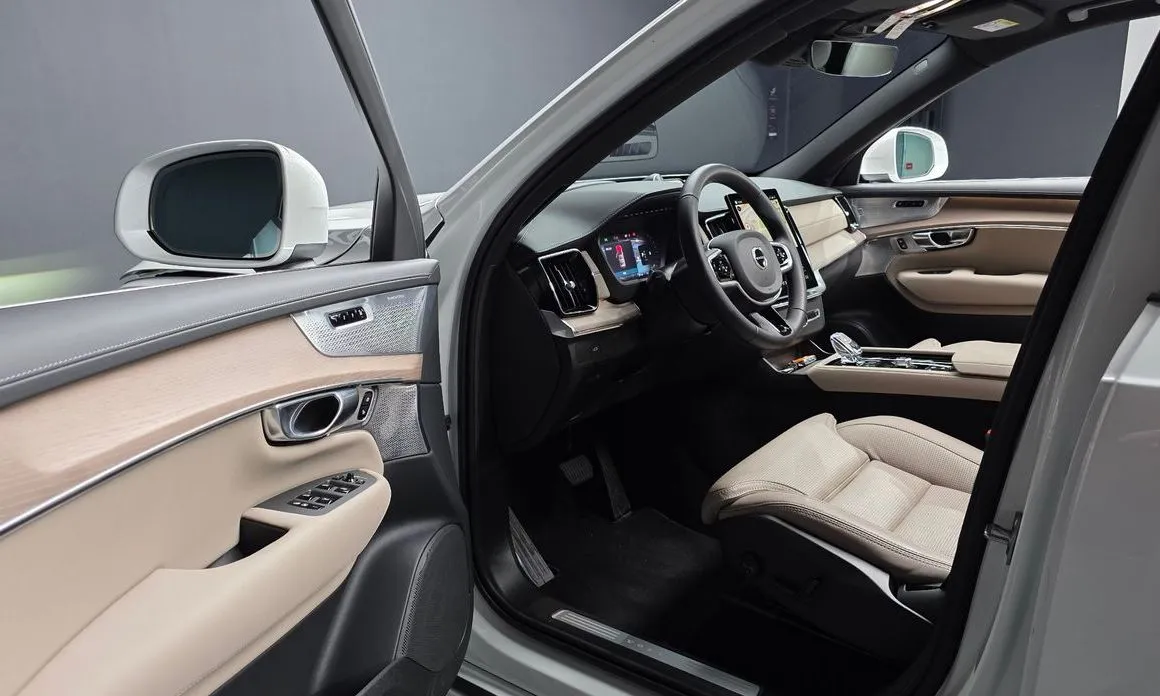Volvo XC90 2026 из KR, фото 6