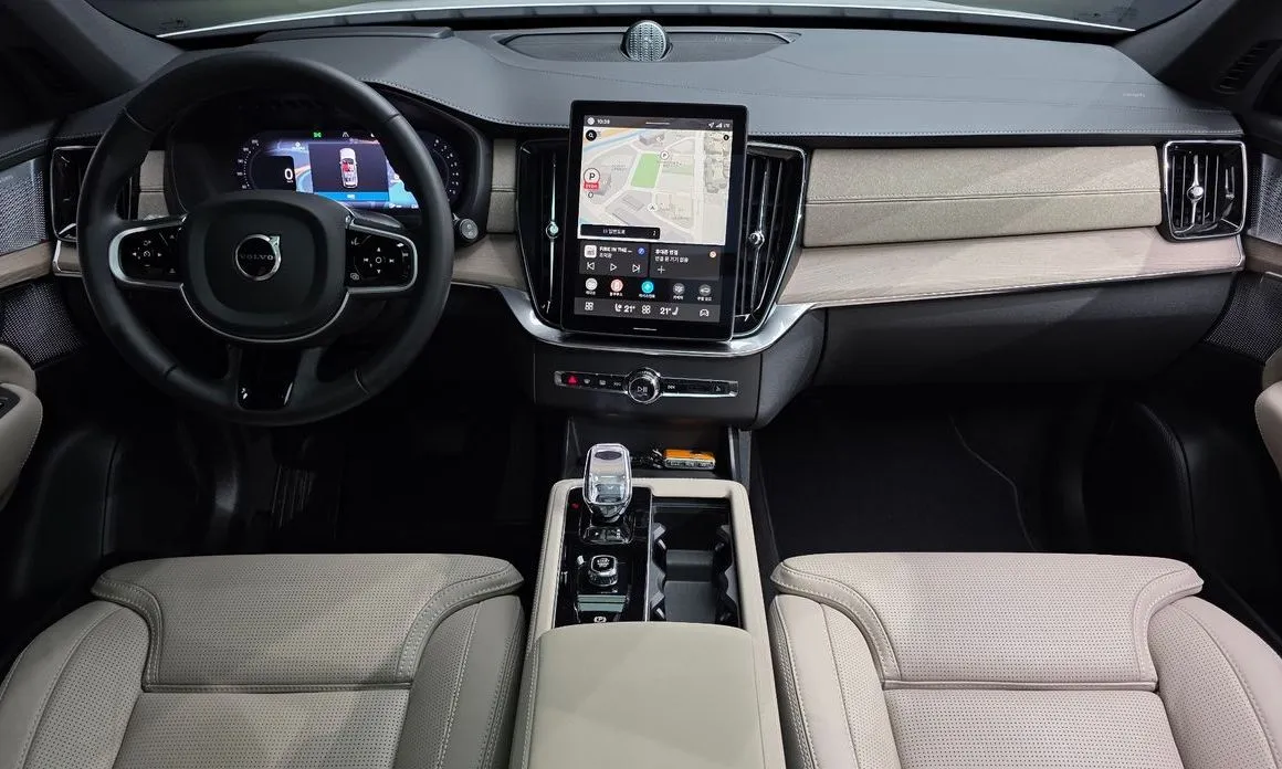 Volvo XC90 2026 из KR, фото 8