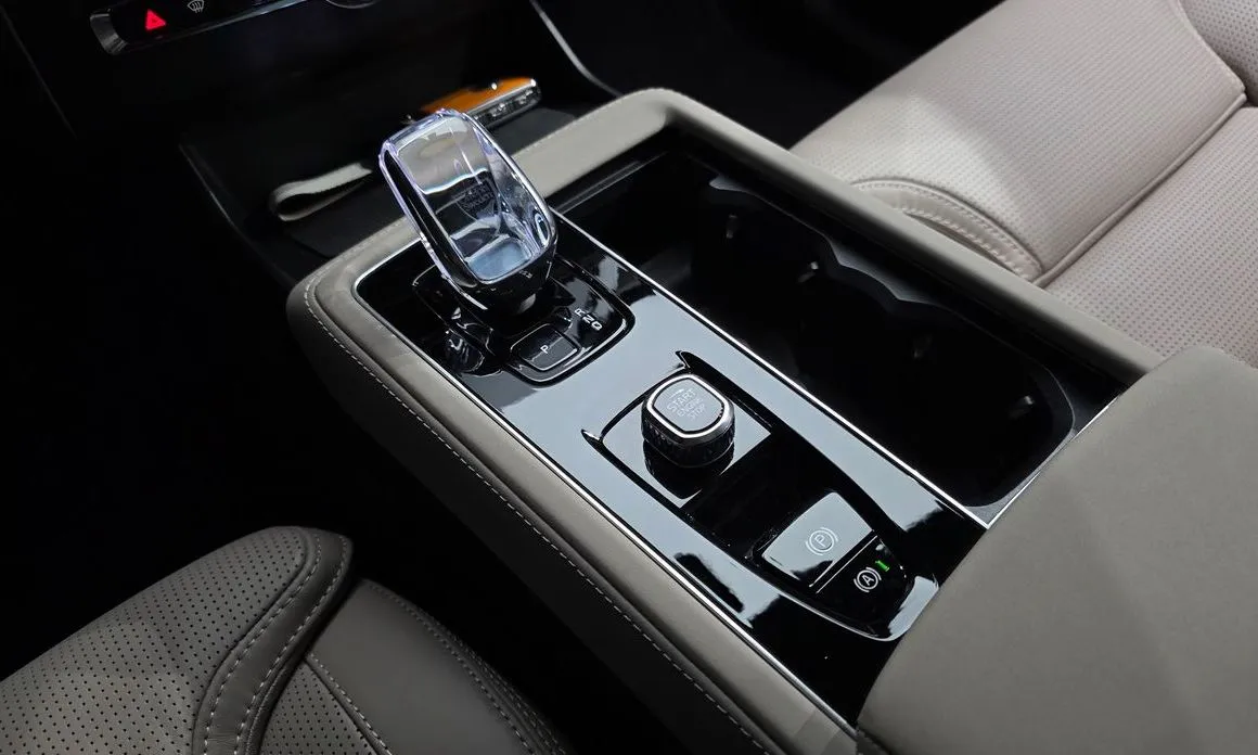 Volvo XC90 2026 из KR, фото 10