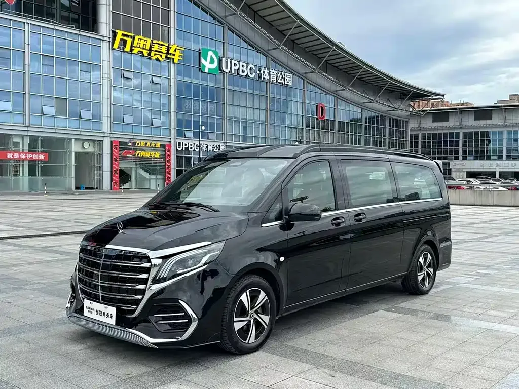 Mercedes-Benz Vito — фото 1