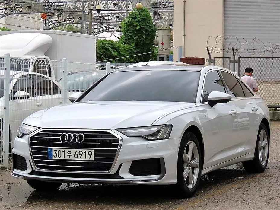 Audi A6 — фото 8