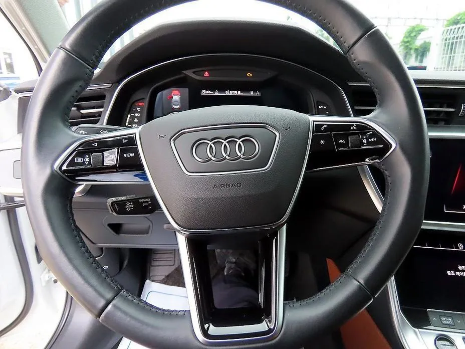 Audi A6 — фото 5