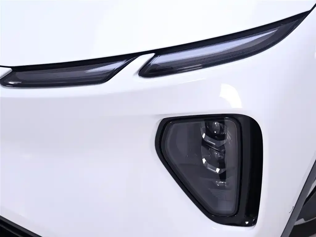 NIO EC6 — фото 4