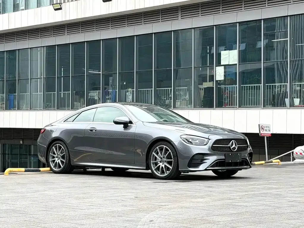 Mercedes-Benz E-Class (Import) — фото 9