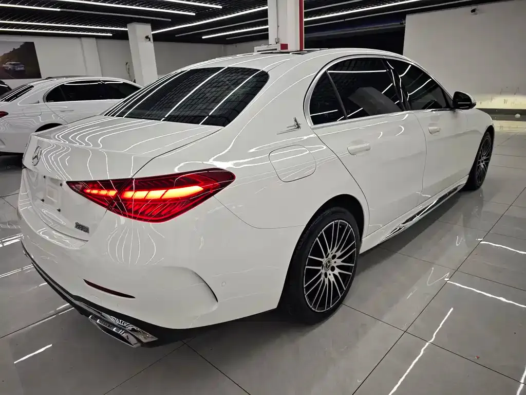 Mercedes-Benz C-Class — фото 4