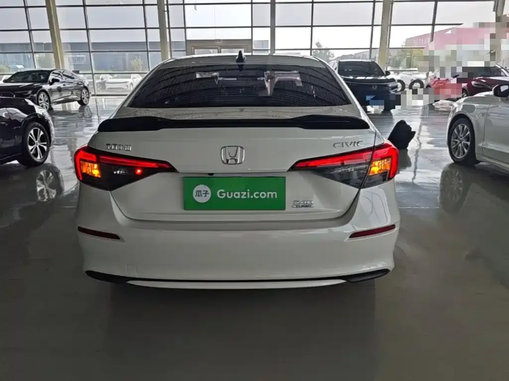 Honda Civic — фото 3