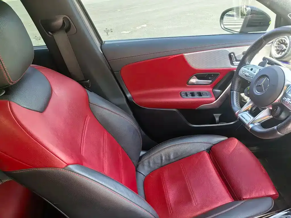 Mercedes-Benz A-Class AMG — фото 5