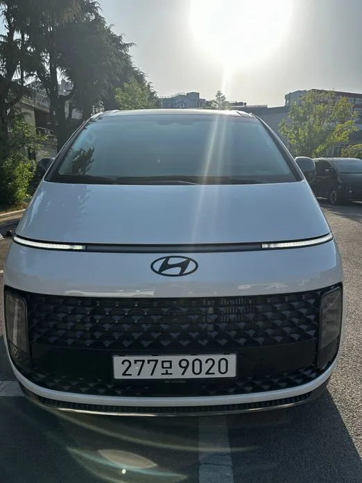 Hyundai Staria — фото 1