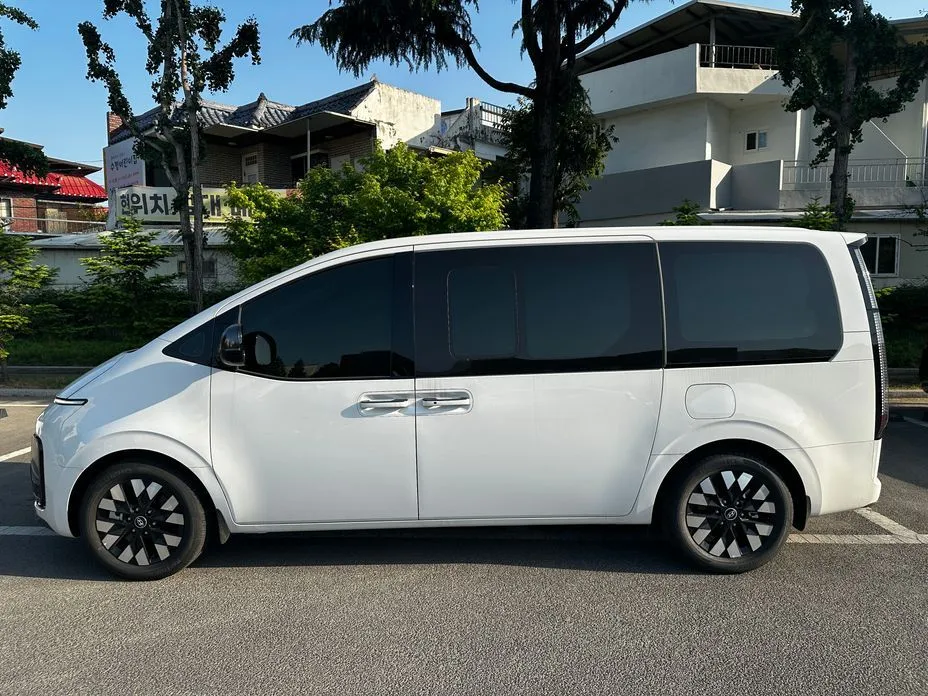 Hyundai Staria — фото 10