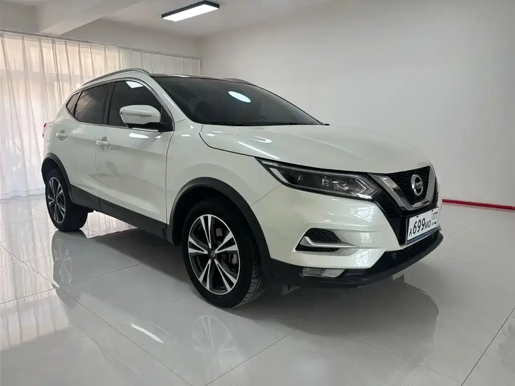 Nissan Qashqai — фото 2