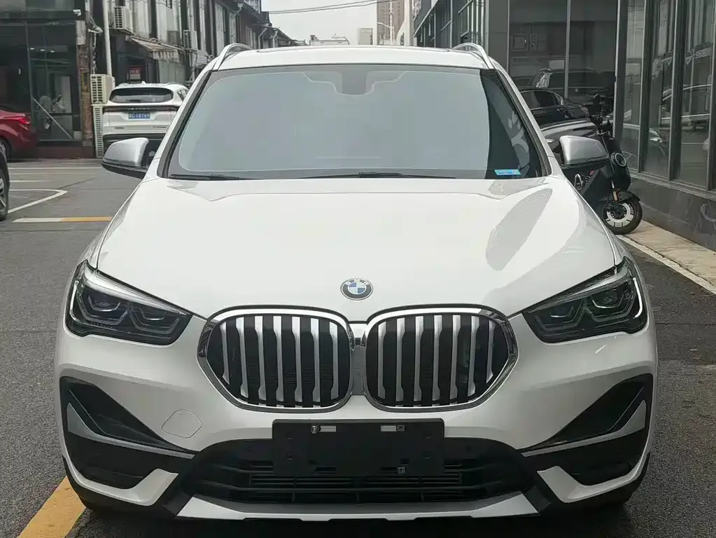 BMW X1 — фото 4