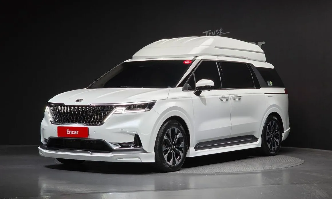 Kia Carnival — фото 1