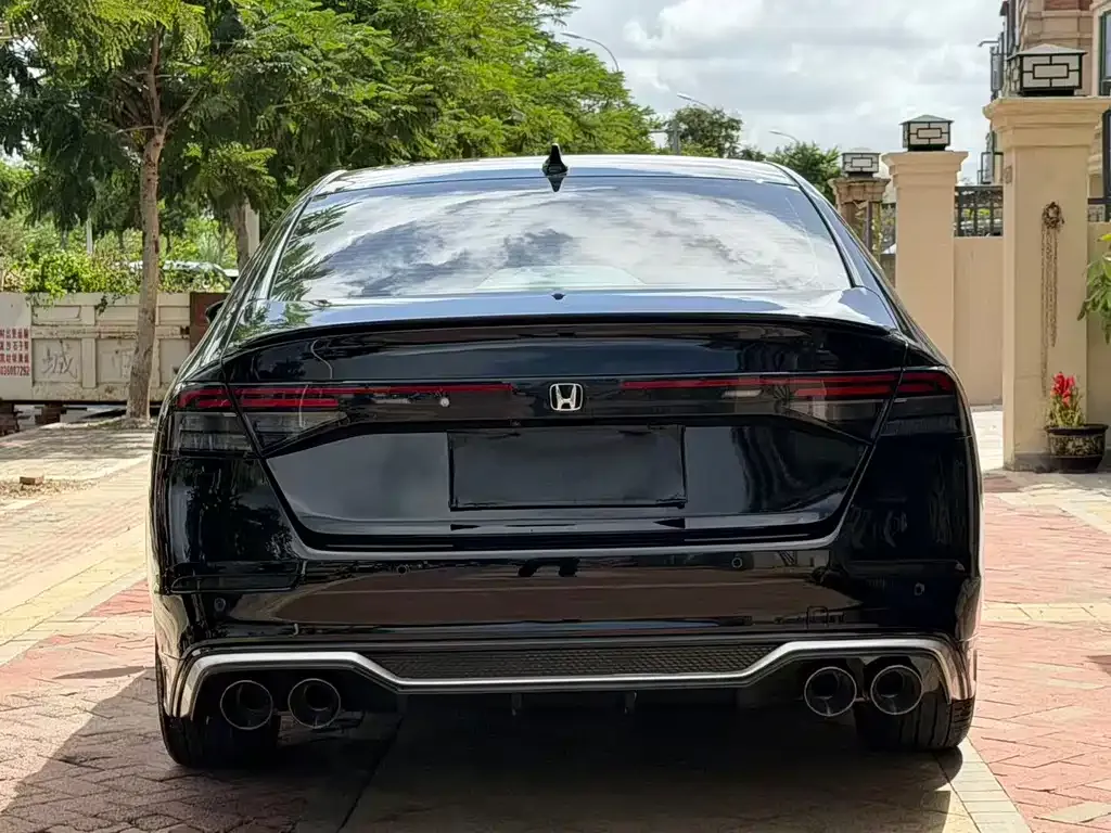 Honda Accord — фото 5