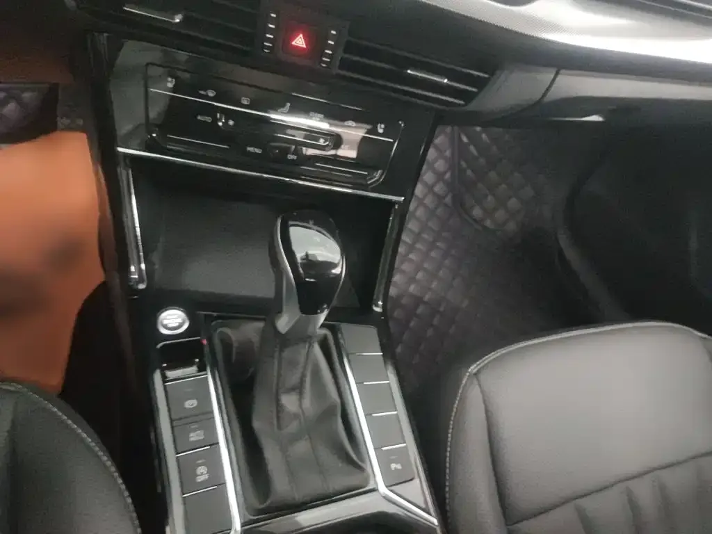 Volkswagen Passat — фото 4