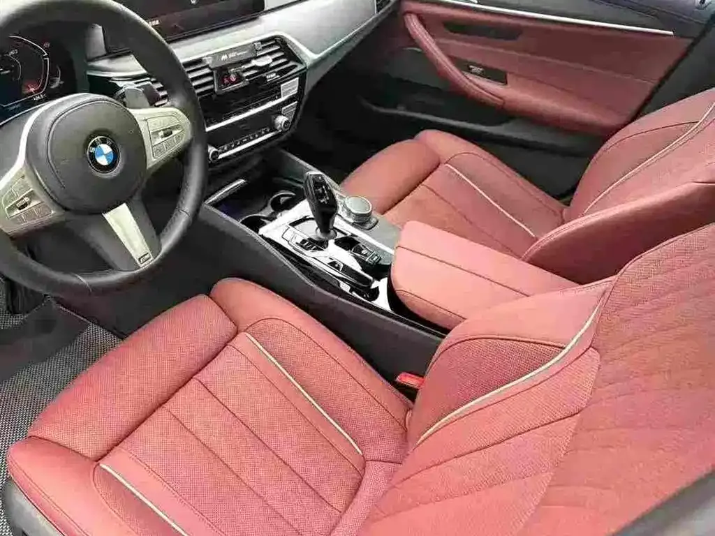 BMW 5 Series — фото 6