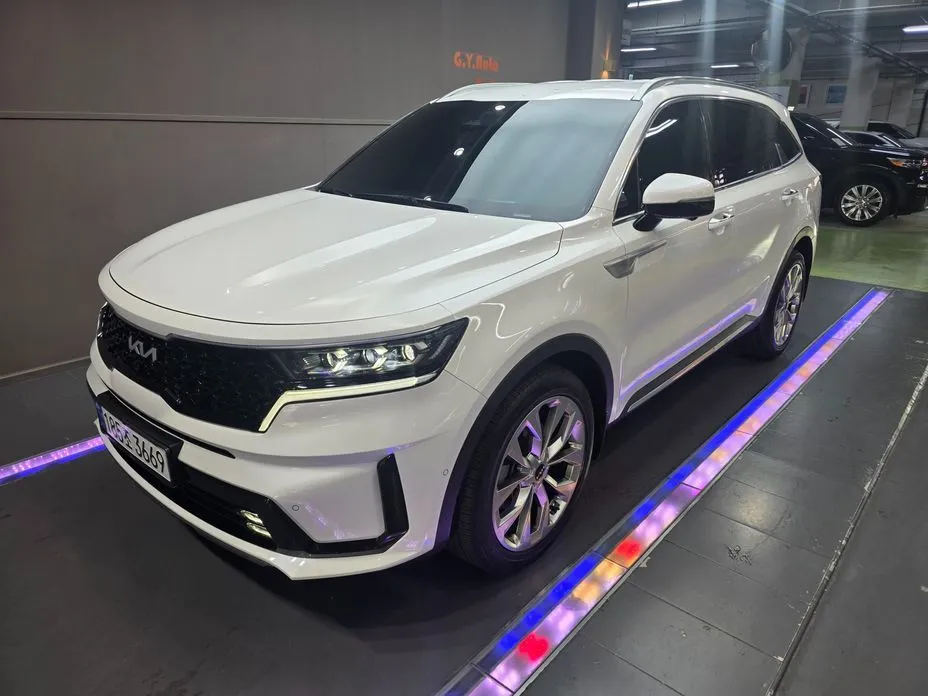 Kia Sorento — фото 1