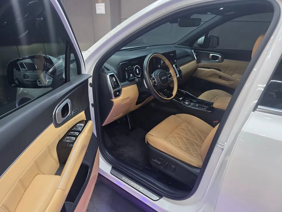 Kia Sorento — фото 3