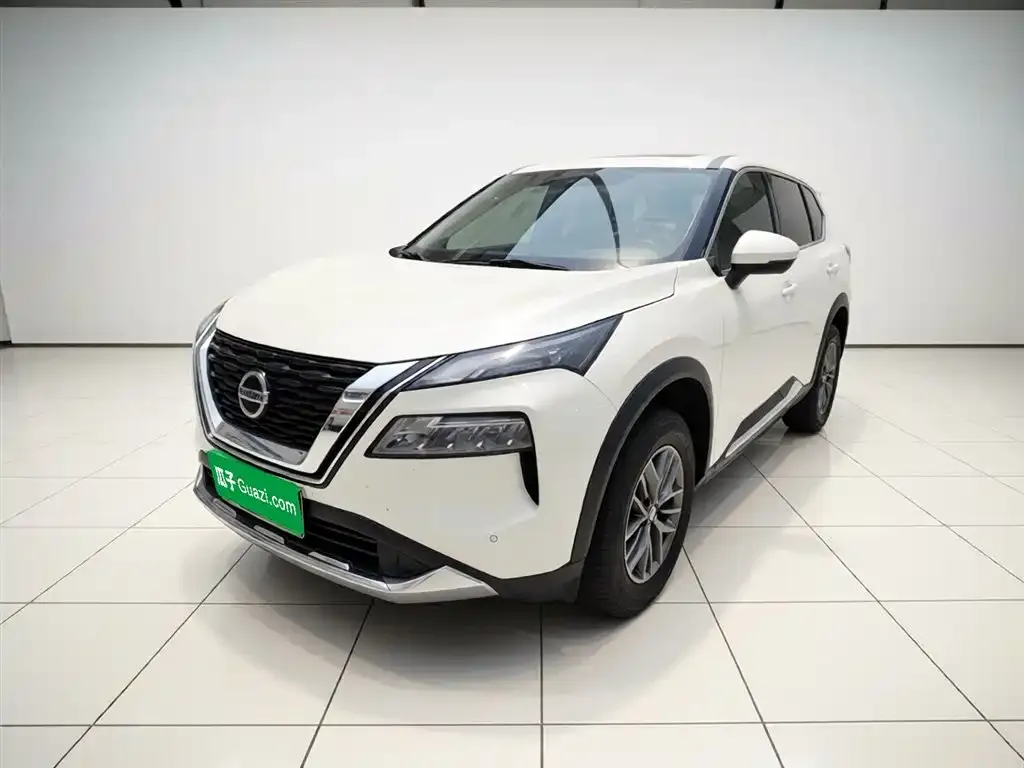 Nissan X-Trail — фото 1