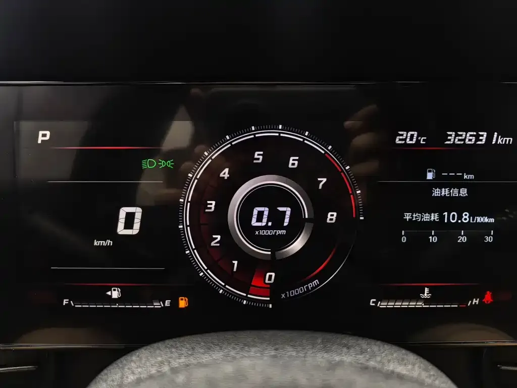Hyundai Elantra — фото 2