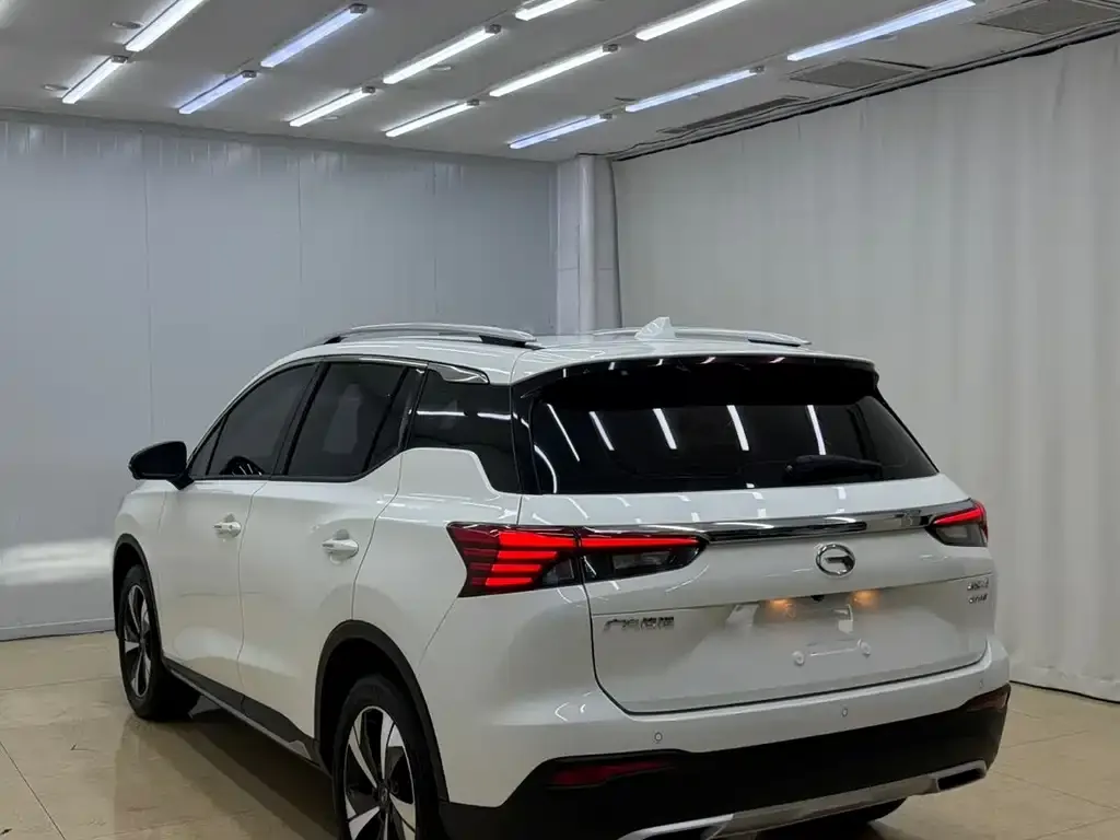 GAC Motor Trumpchi GS4 — фото 4