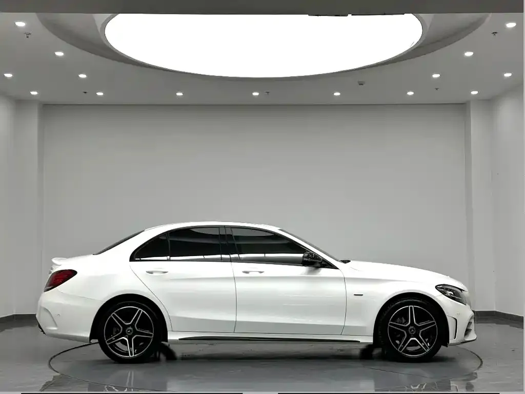 Mercedes-Benz C-Class — фото 4