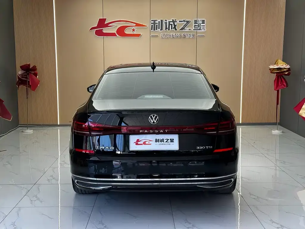 Volkswagen Passat — фото 2