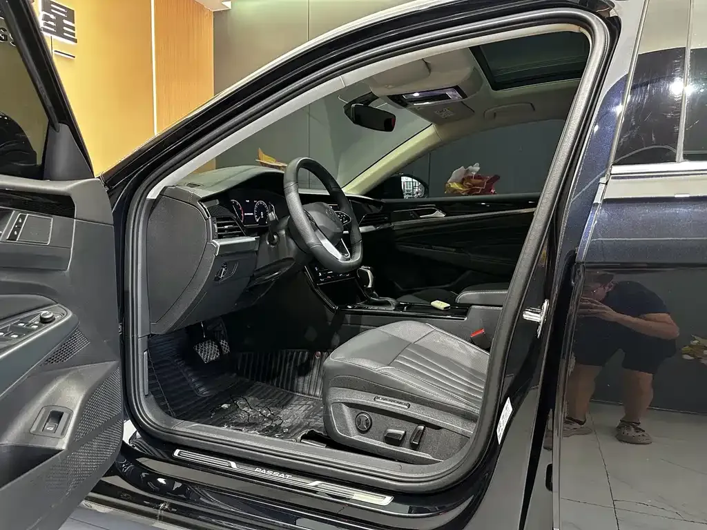 Volkswagen Passat — фото 8