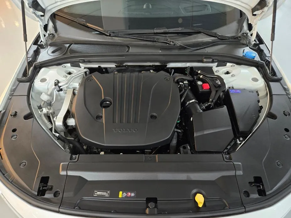 Volvo S90 2026 из KR, фото 9