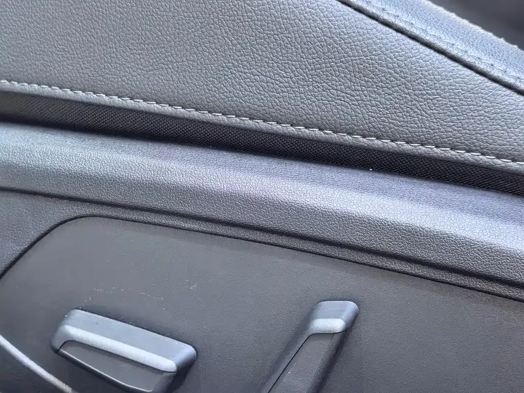 Hyundai Elantra — фото 10