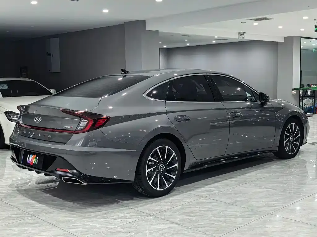Hyundai Sonata — фото 4