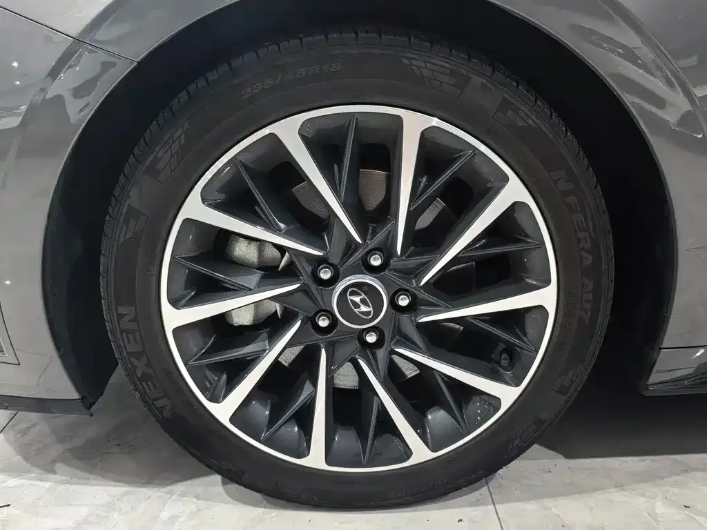 Hyundai Sonata — фото 6