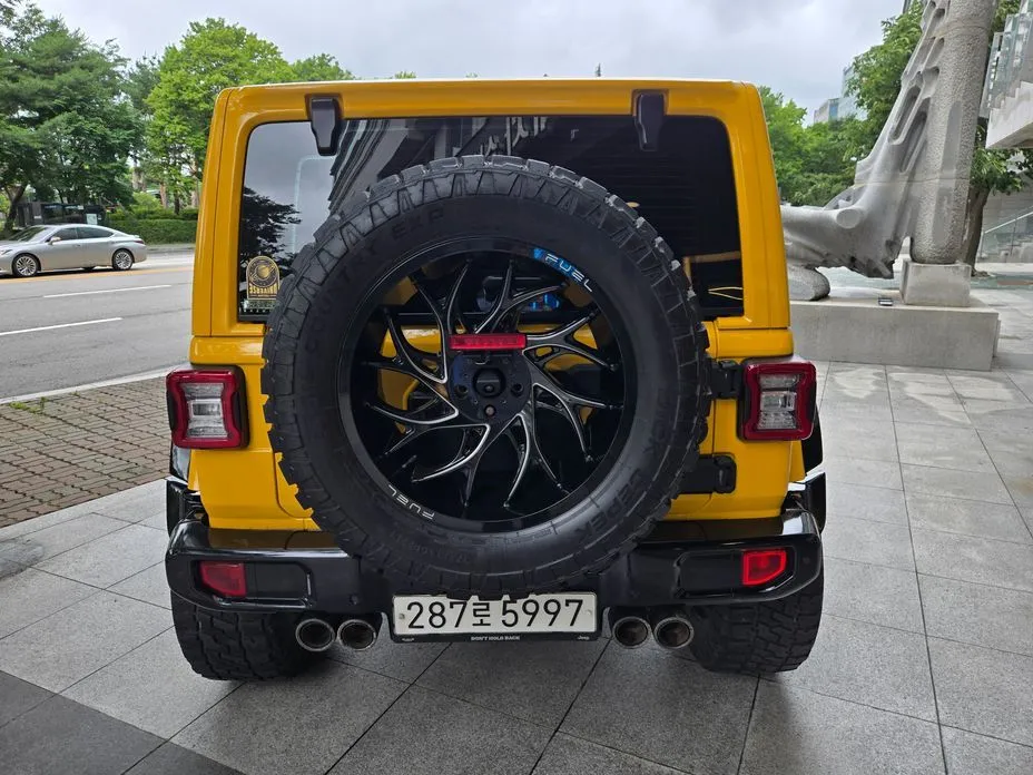 Jeep Wrangler — фото 3