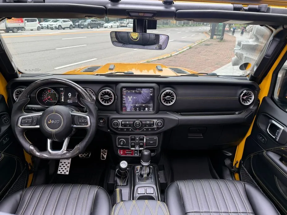 Jeep Wrangler — фото 6