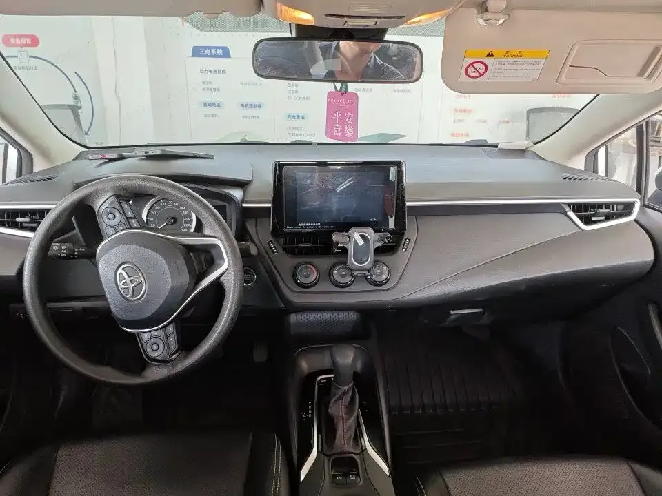 Toyota Corolla 2024 из CN, фото 3