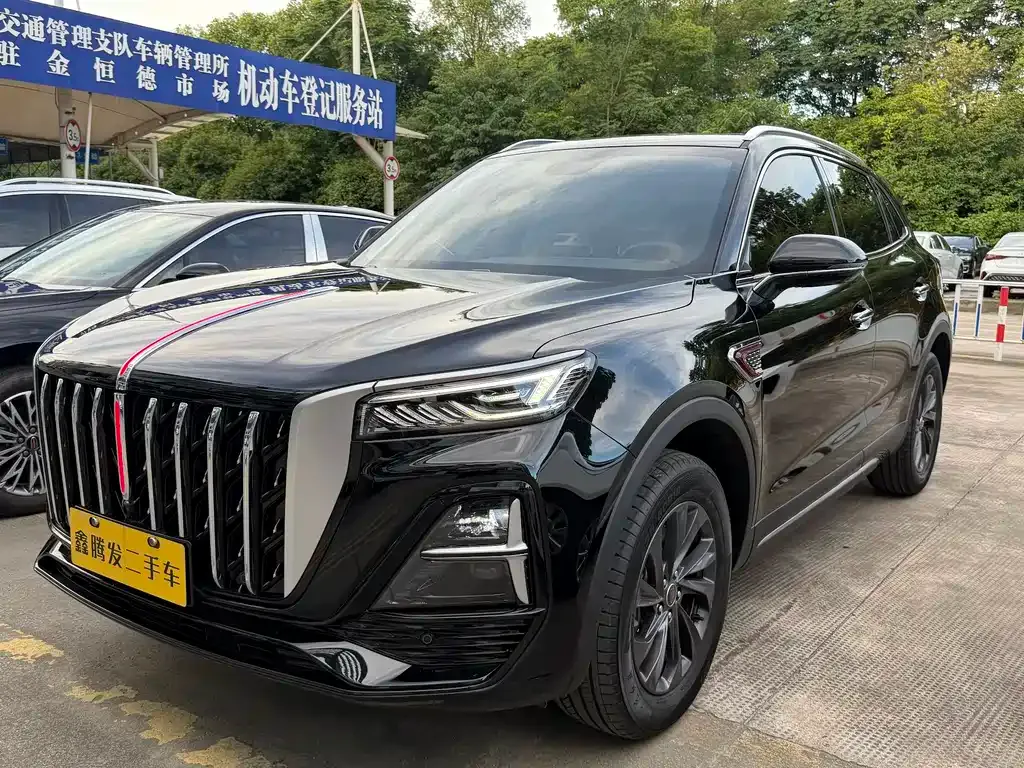 Hongqi HS5 — фото 1