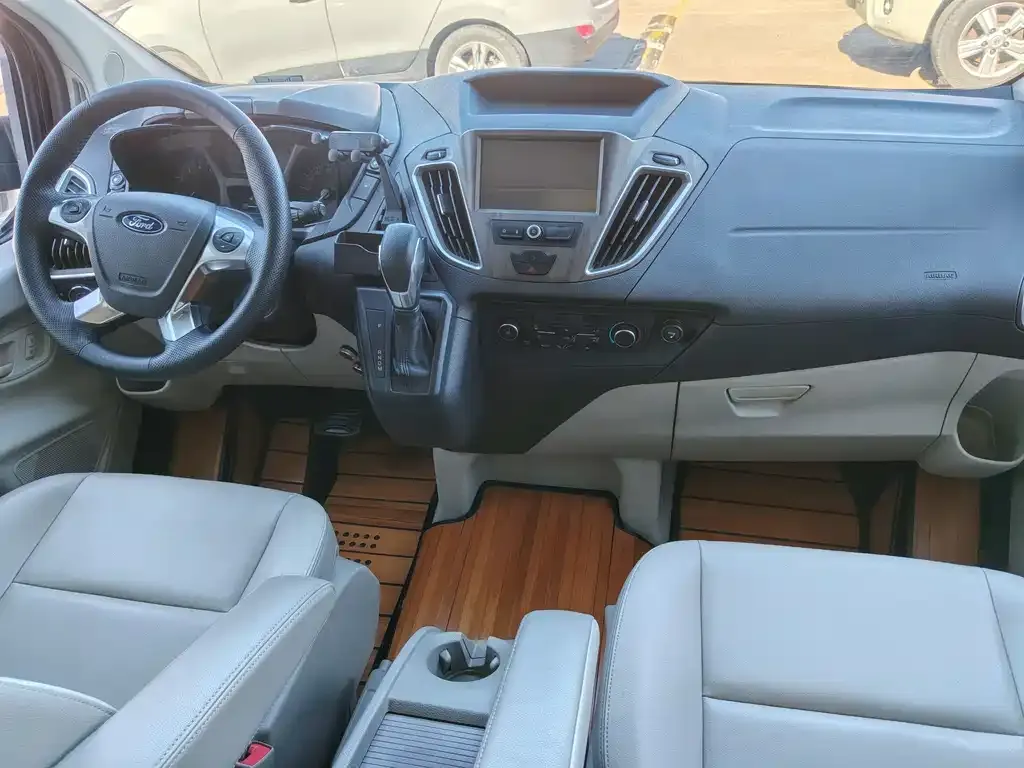 Ford Tourneo 2021 из CN, фото 8