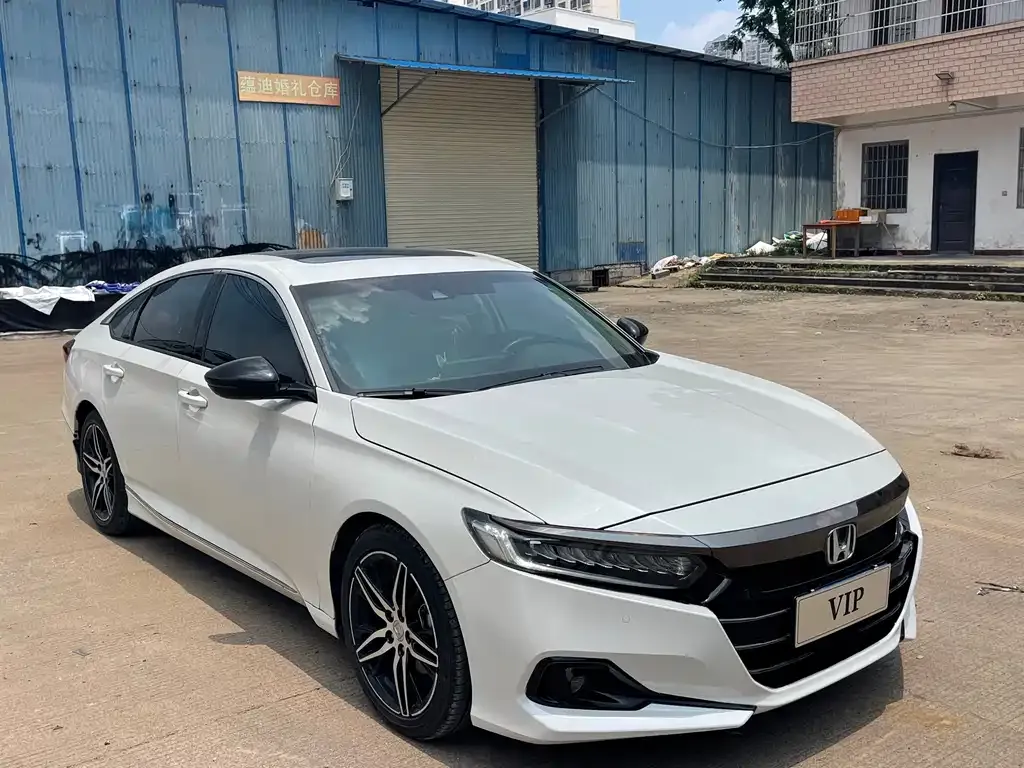 Honda Accord — фото 6